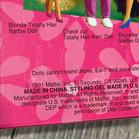 Barbie Totally Hair Doll with Pink and Blue Outfit - Picture 3 of 3